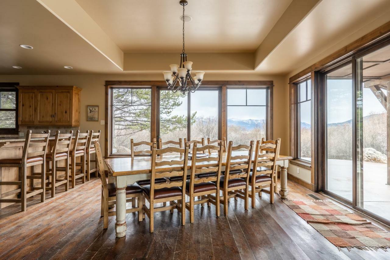 Rainbow Point Sabo Cabin West Yellowstone Exteriör bild
