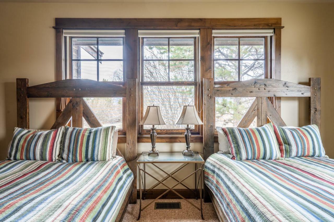 Rainbow Point Sabo Cabin West Yellowstone Exteriör bild